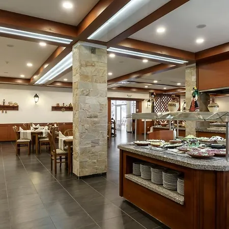 Aluasun Helios 3* אובזור