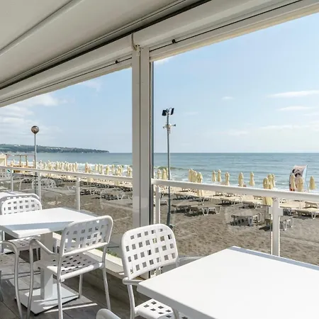 Aluasun Helios אובזור