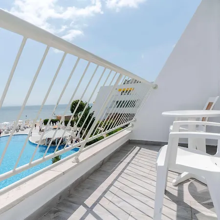 Aluasun Helios 3* Obzor