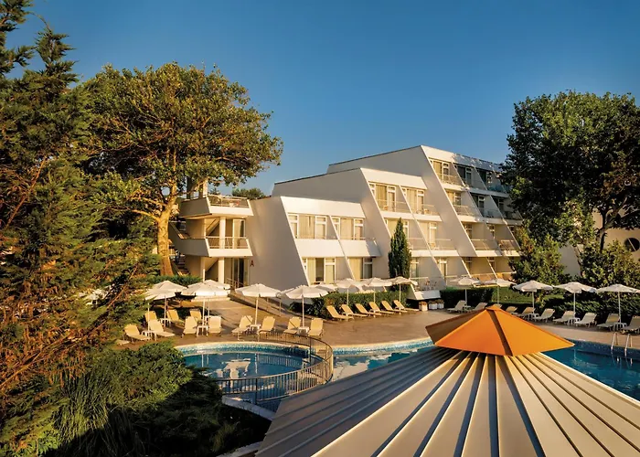 Hotel Aluasun Helios 3*